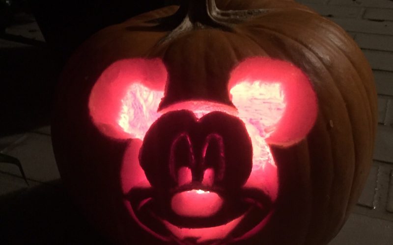 Mickey Mouse Pumpkin, Mickey Mouse Pumpkin Stencil, Mickey Mouse Pumpkin carving, Mickey Pumpkin
