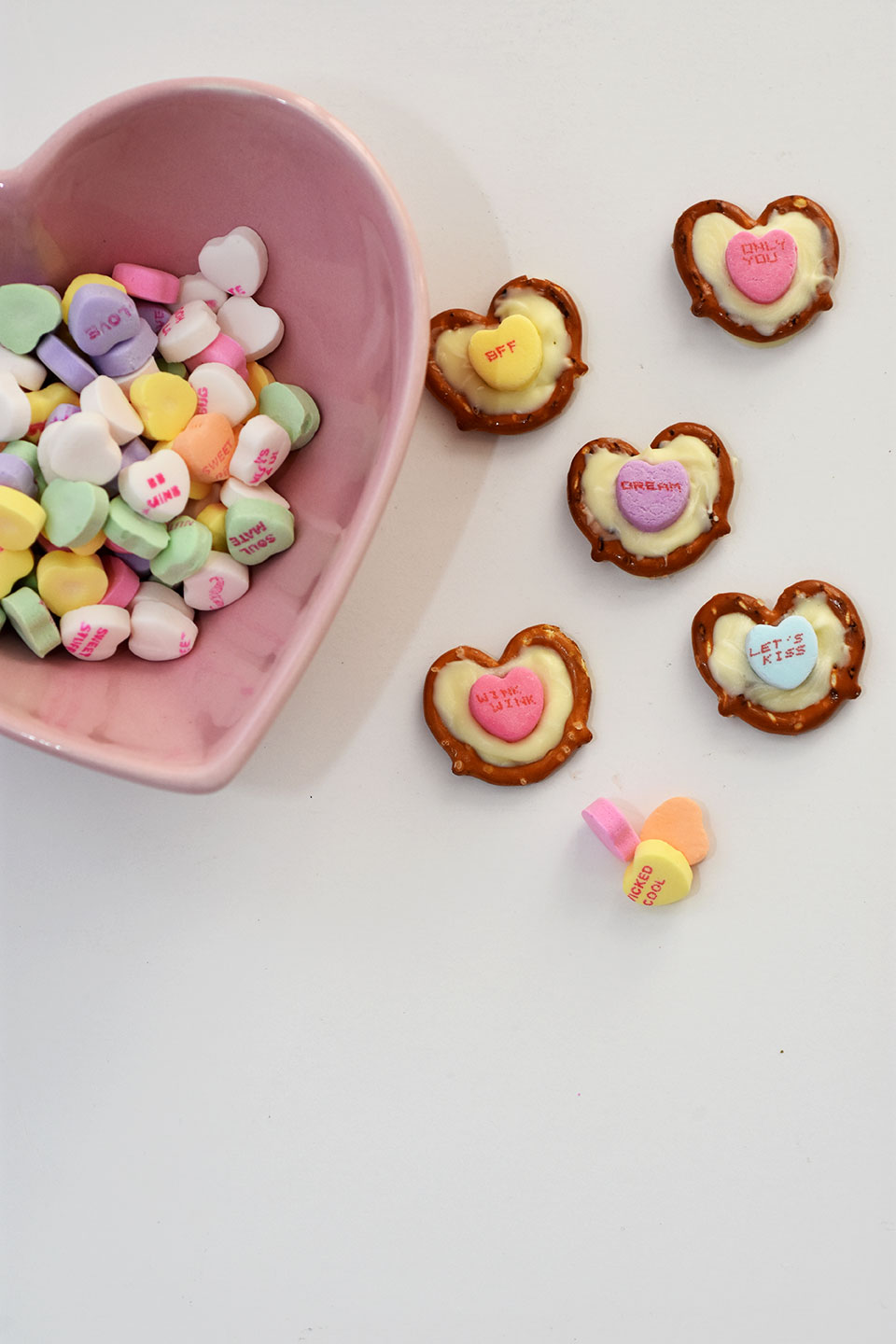 Recipe for Heart Chocolate Pretzels by Happy Family Blog