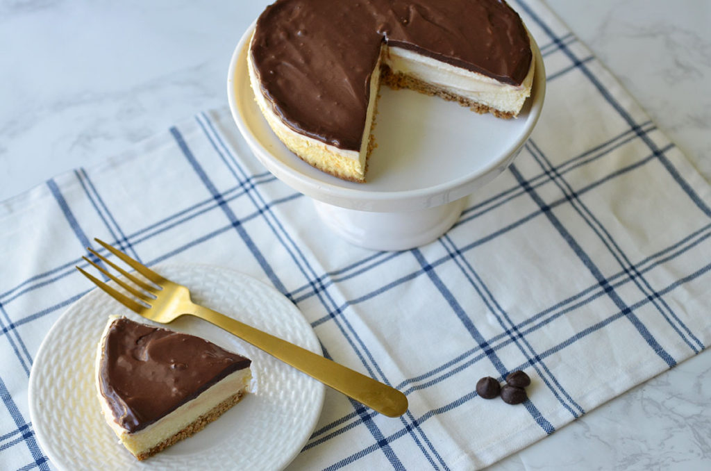 Chocolate topping for cheesecake, chocolate topping for cheesecake recipe, How to make chocolate topping for cheesecake