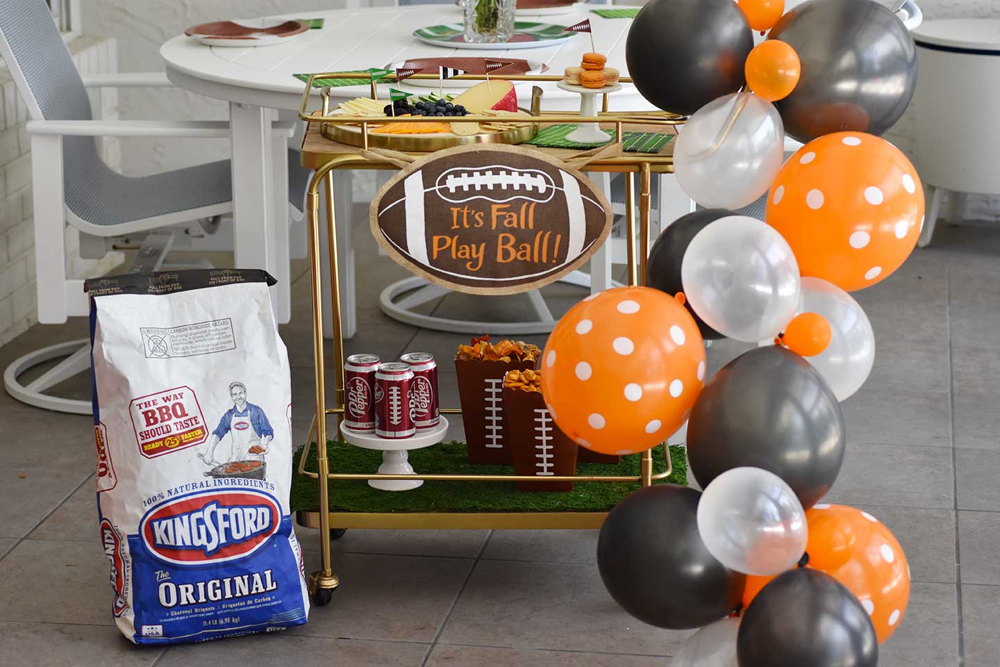 How To Host The Ultimate Tailgate Party At Home • Happy Family Blog