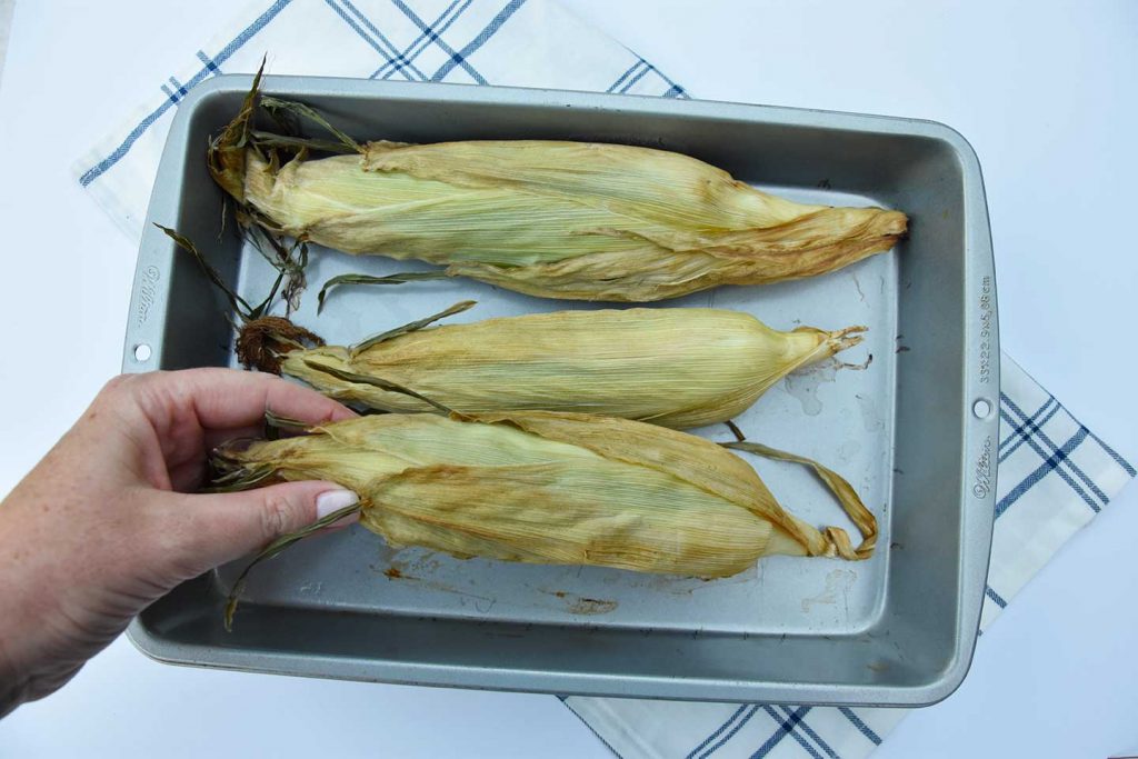 How to Cook Corn on the Cob in the Oven