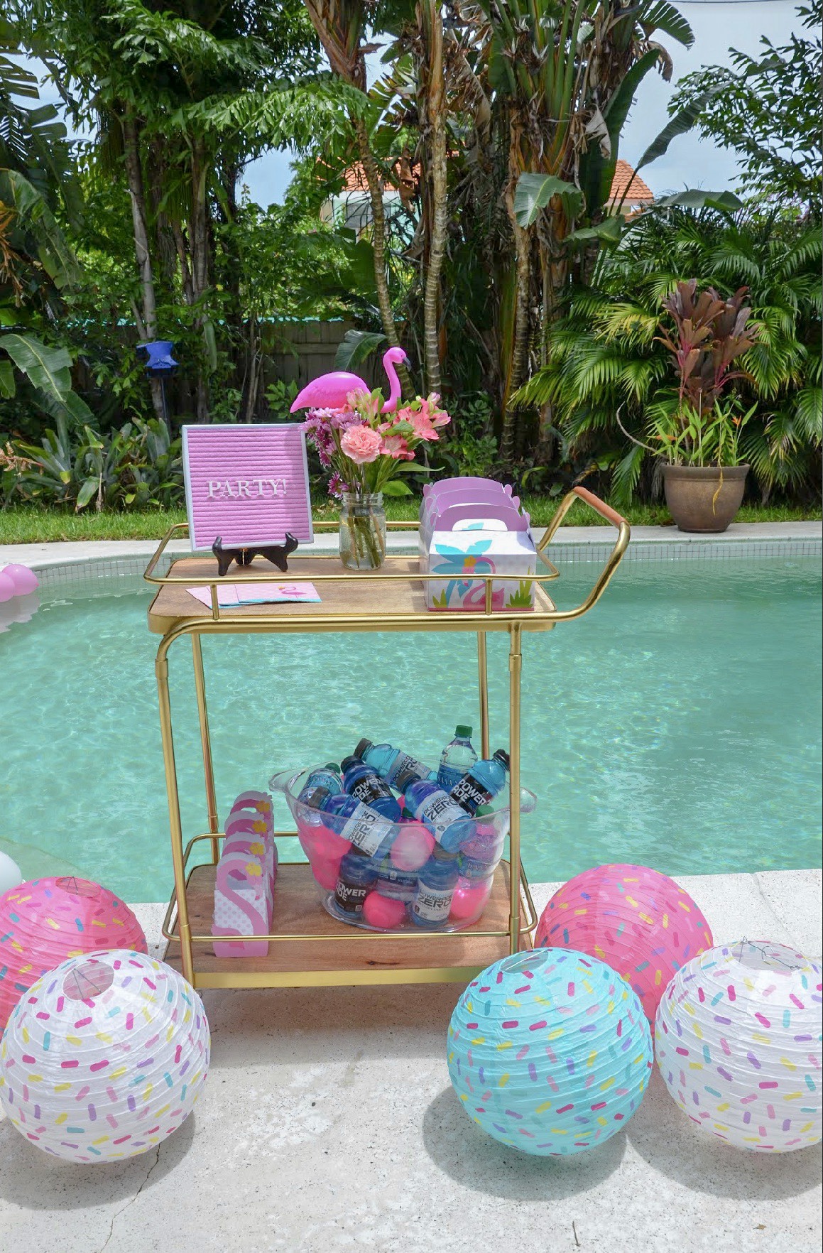 kids pool party decorating ideas