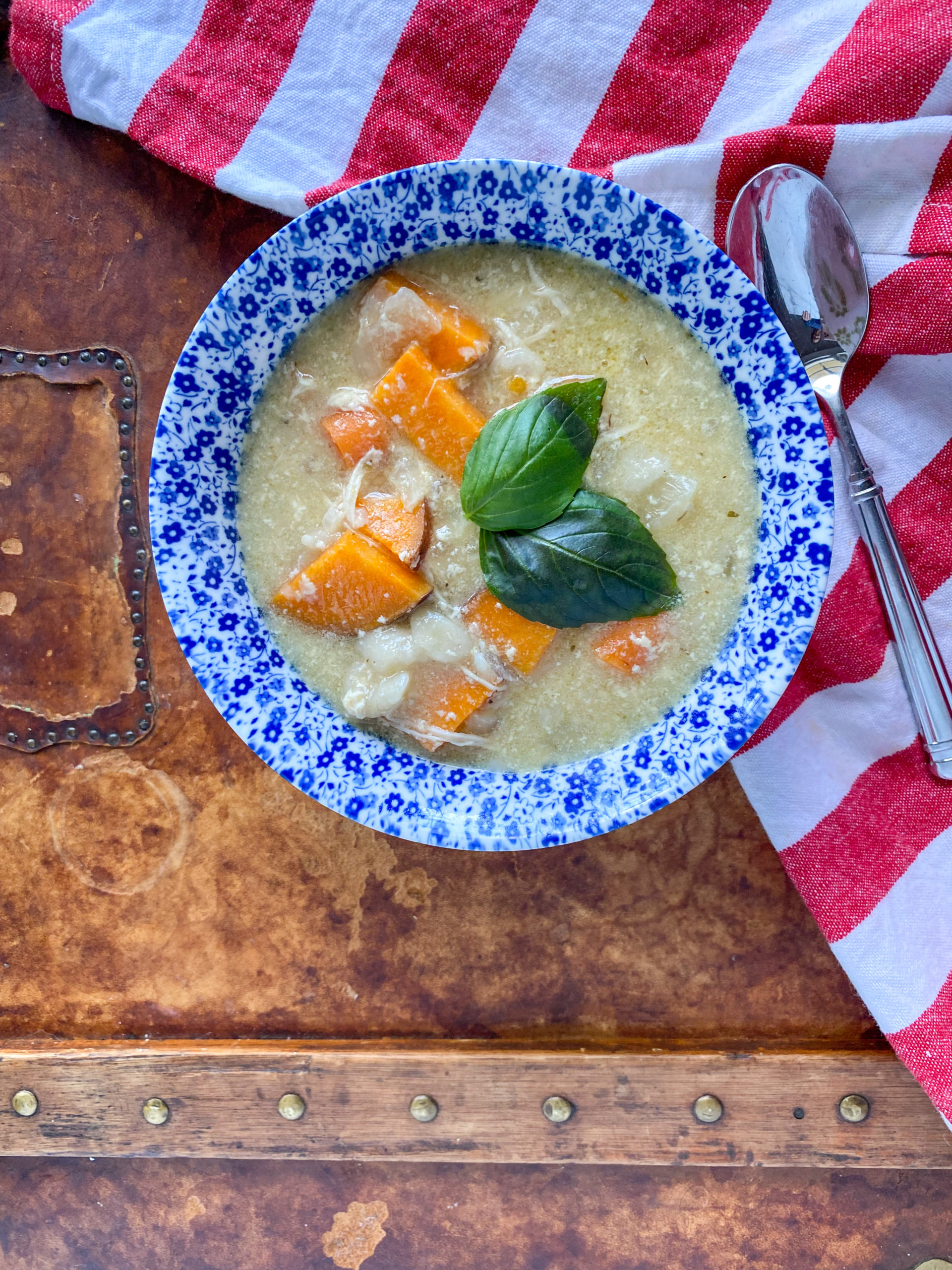 https://happyfamilyblog.com/wp-content/uploads/2021/08/Crockpot_Chicken_and_Dumplings_with_Sweet_Potatoes_up-scaled.jpg