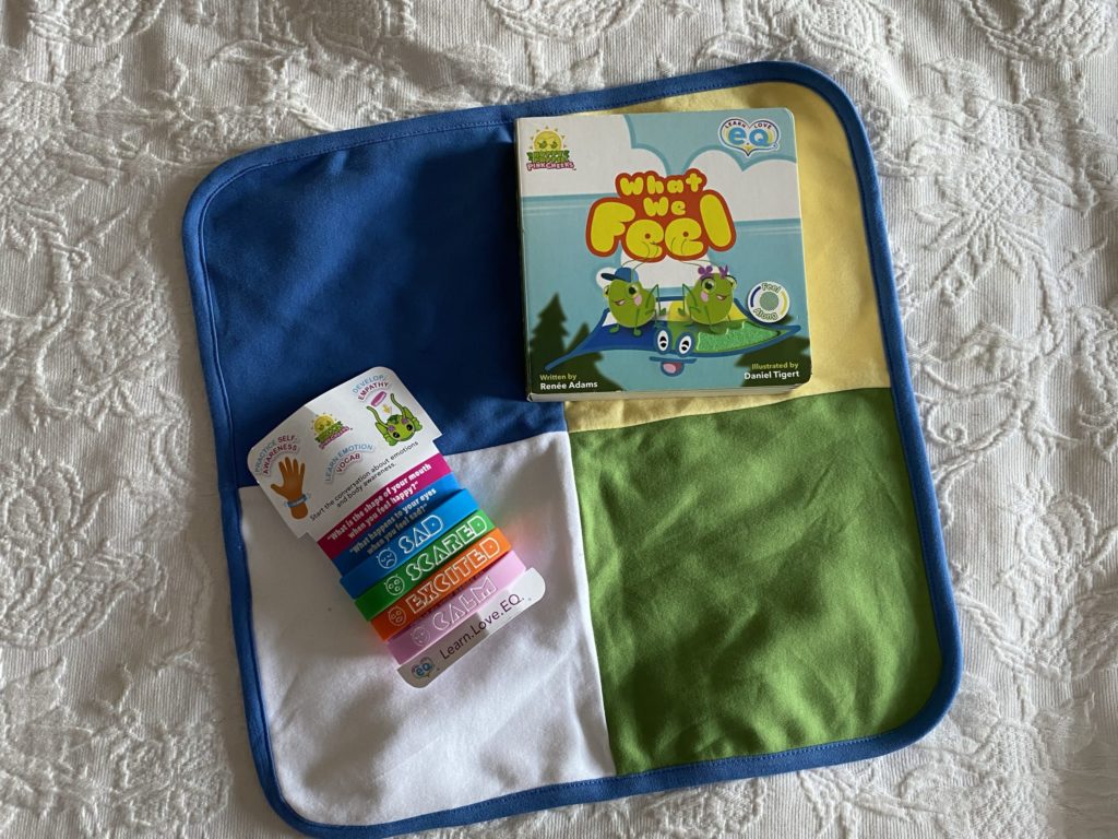 Gifts to take to the hospital for a new baby Books