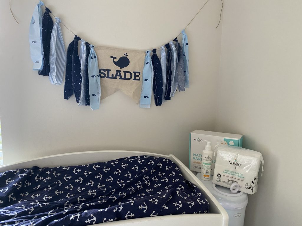 Gifts to take to the hospital for a new baby