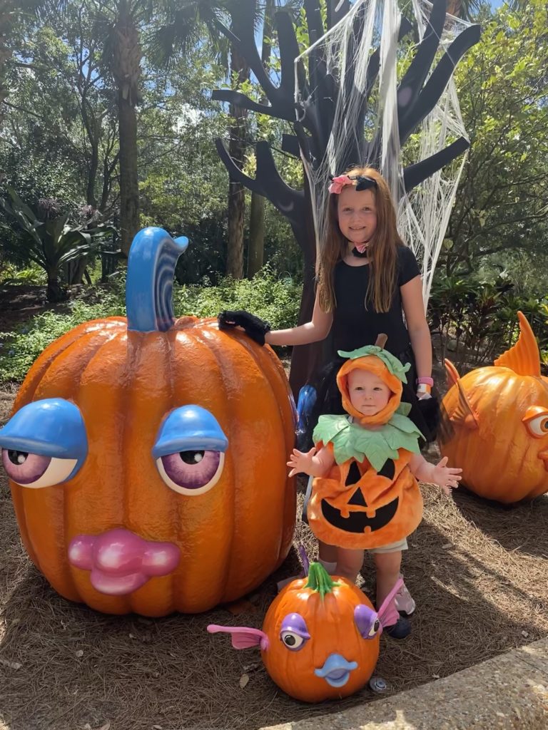 SeaWorld Orlando Halloween Spooktacular Pumpkin Garden